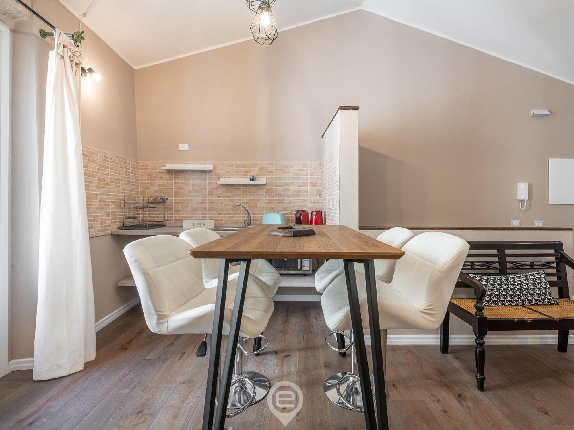 Promenade Boutique Rooms - City Centre Каляри Екстериор снимка